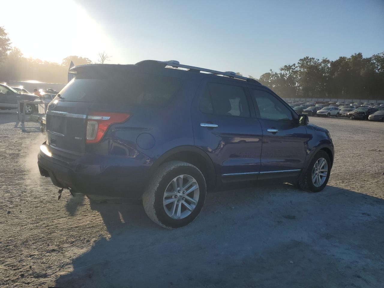 2013 Ford Explorer Xlt - Image 3