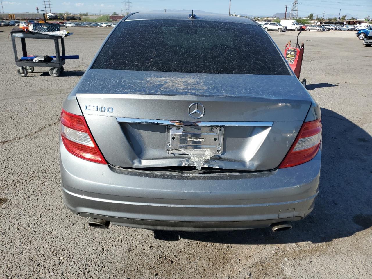 2011 Mercedes-Benz C 300 - Image 6