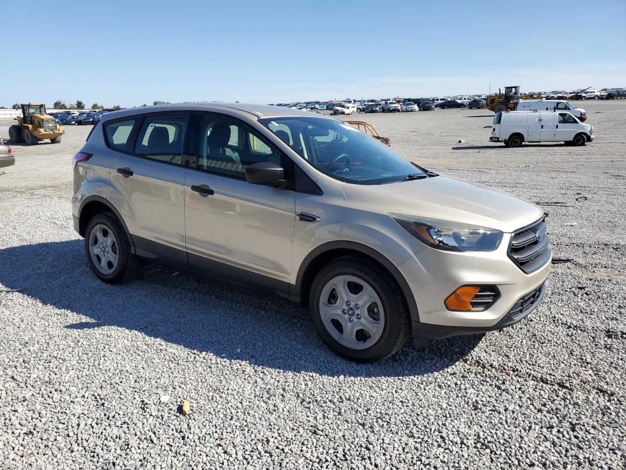 2018 Ford Escape S - Фото 4