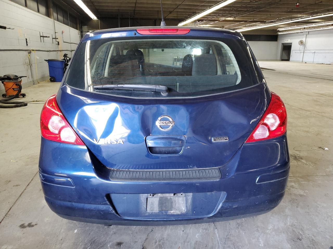2012 Nissan Versa S - Image 6