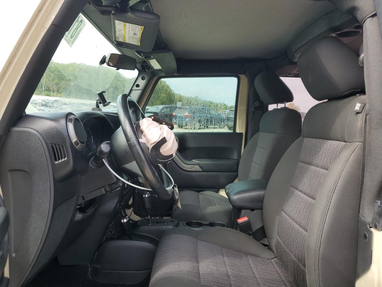 2011 Jeep Wrangler Sport - Фото 7