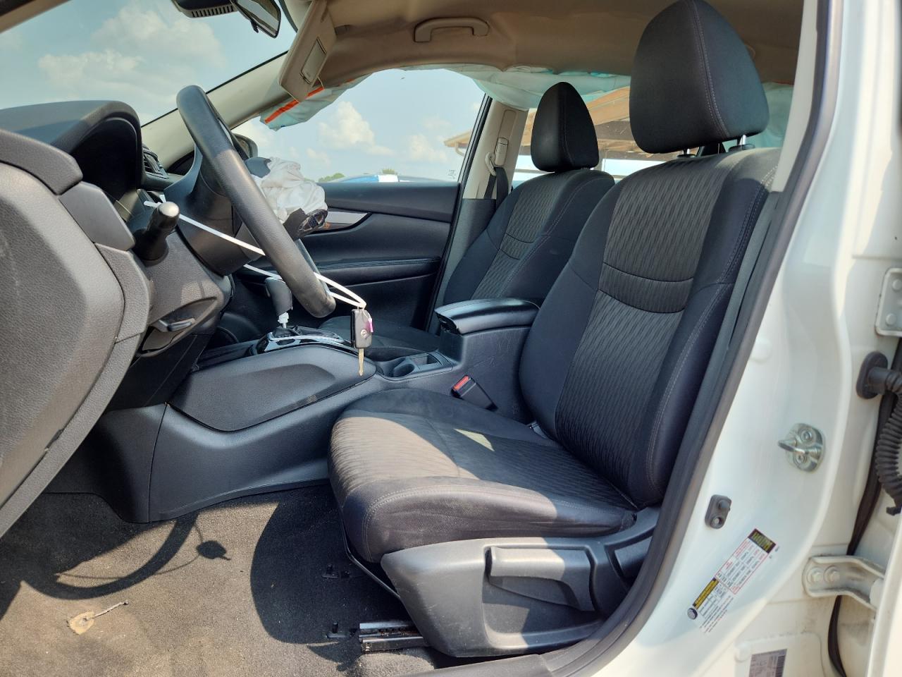 2019 Nissan Rogue S - Image 7