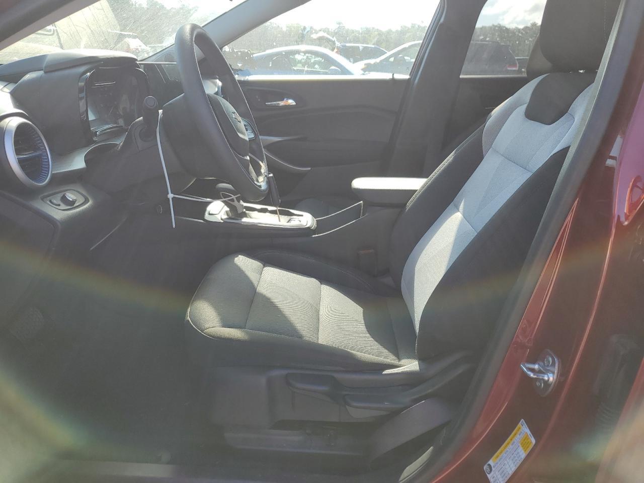 2025 Chevrolet Trax Ls - Фото 7