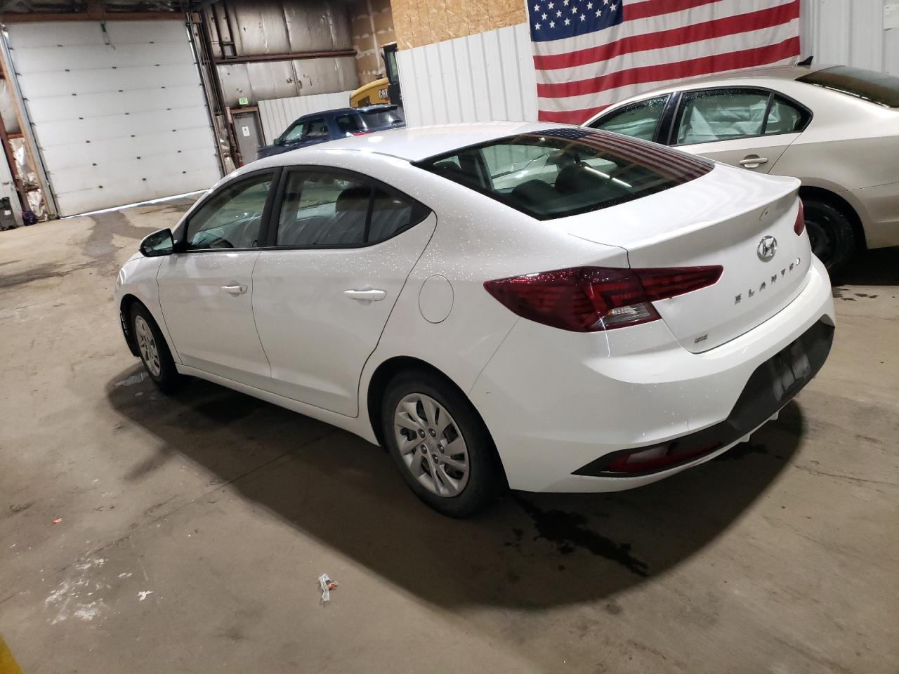 2019 Hyundai Elantra Se - Фото 2