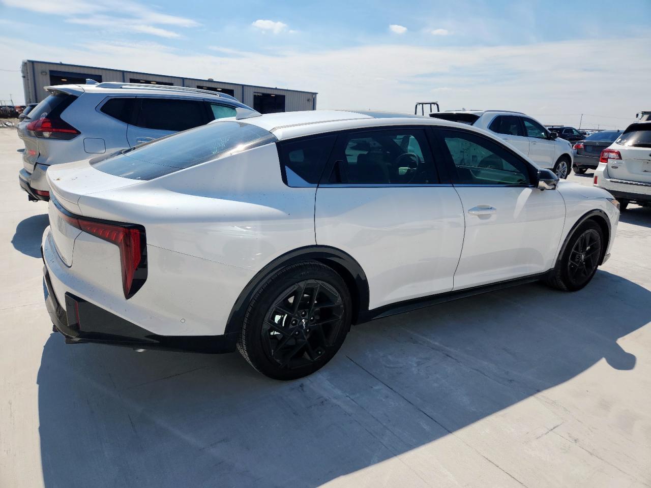 2025 Kia K4 Gt-Line Turbo - Фото 3