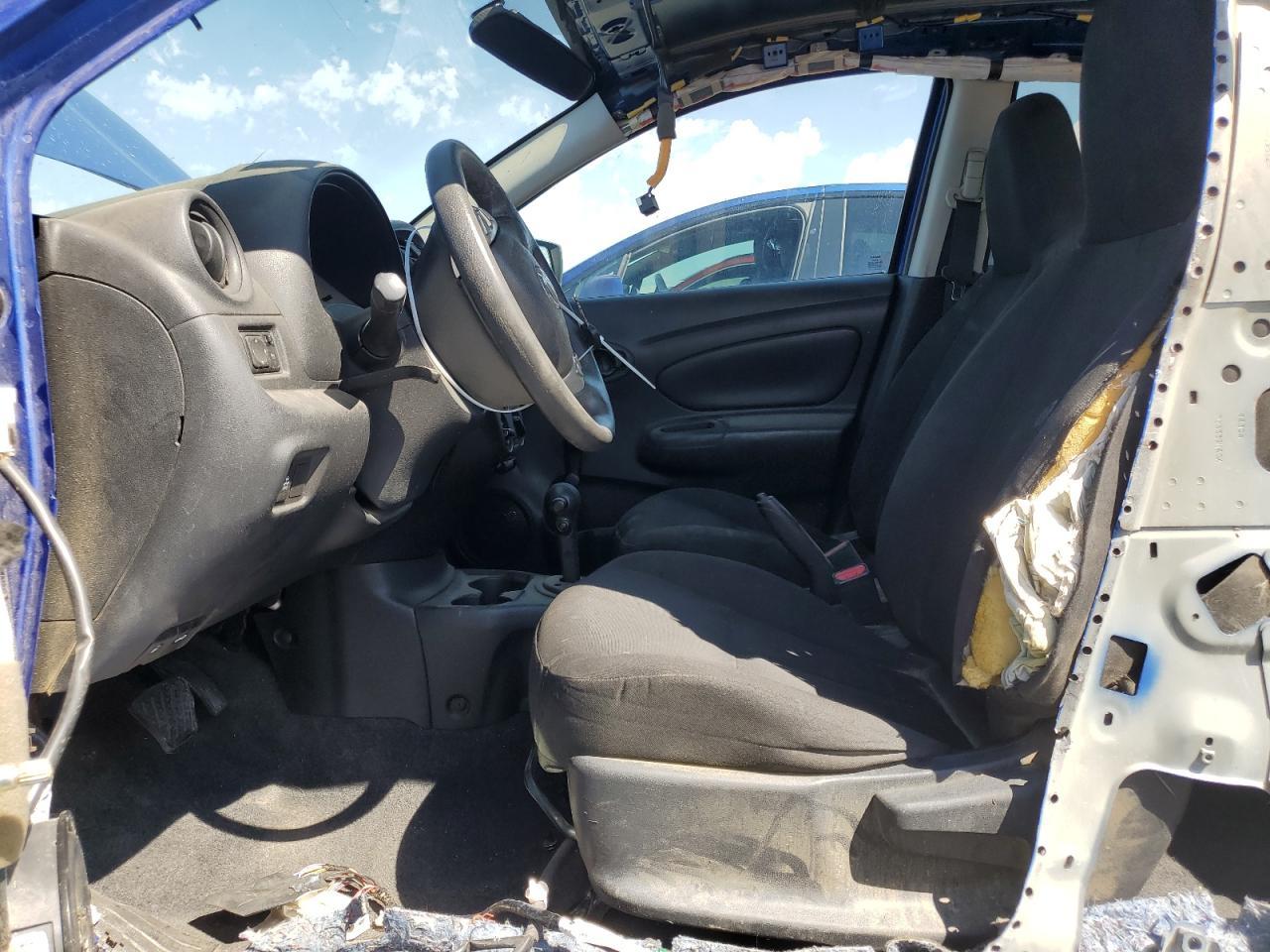 2016 Nissan Versa S - Image 7