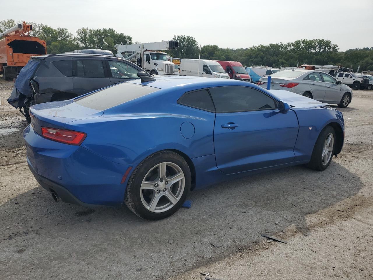 2018 Chevrolet Camaro Ls - Фото 3