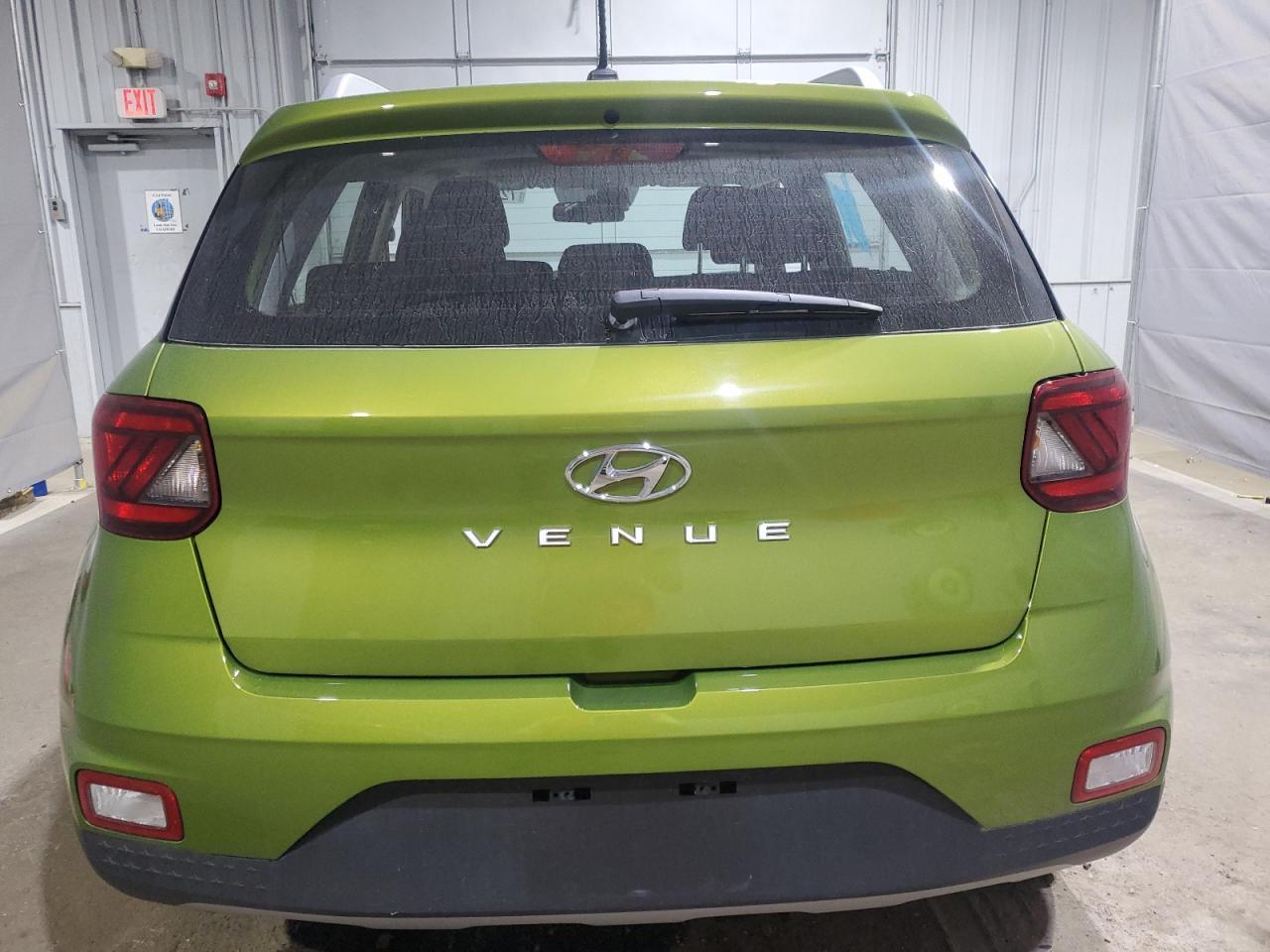 2024 Hyundai Venue Sel - Image 6