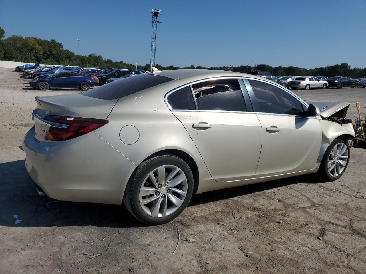 2014 Buick Regal - Image 3
