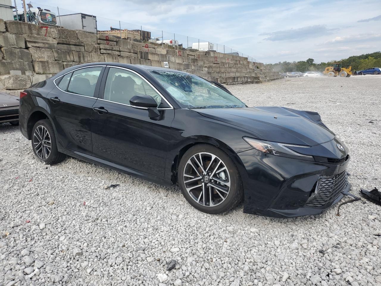 2025 Toyota Camry Xse - Image 4