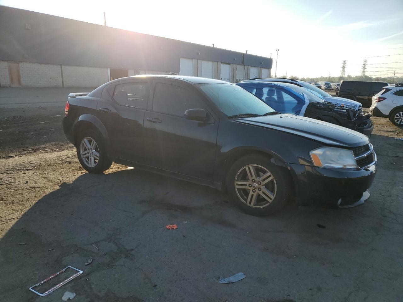 2010 Dodge Avenger R/T - Фото 4