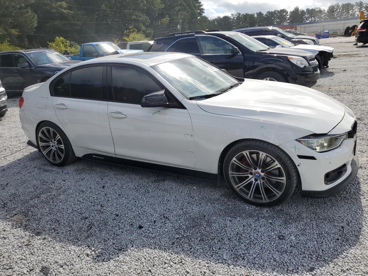 2013 BMW 335 I - Image 4
