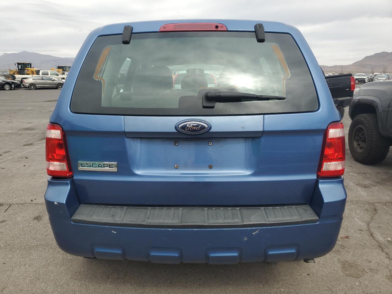 2009 Ford Escape Xls - Image 6