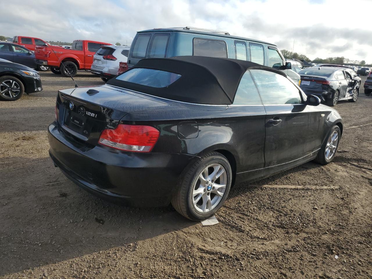 2009 BMW 128 I - Фото 3