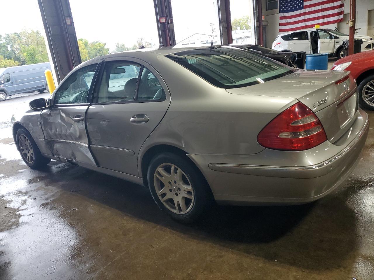 2004 Mercedes-Benz E 320 4Matic - Image 2