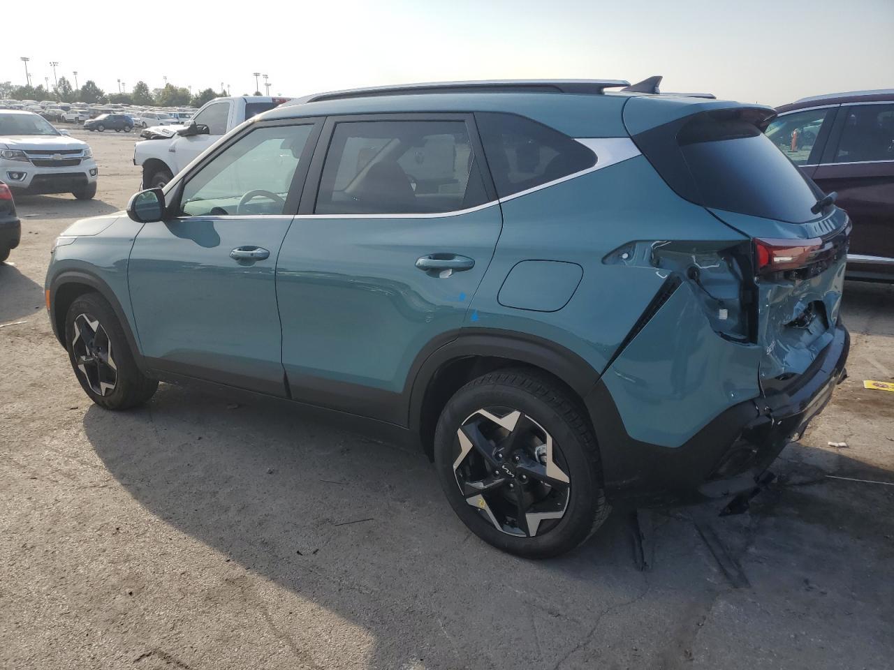 2025 Kia Seltos Ex - Image 2