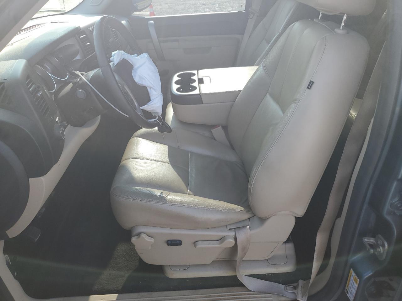 2011 Chevrolet Silverado C1500 Lt - Image 7