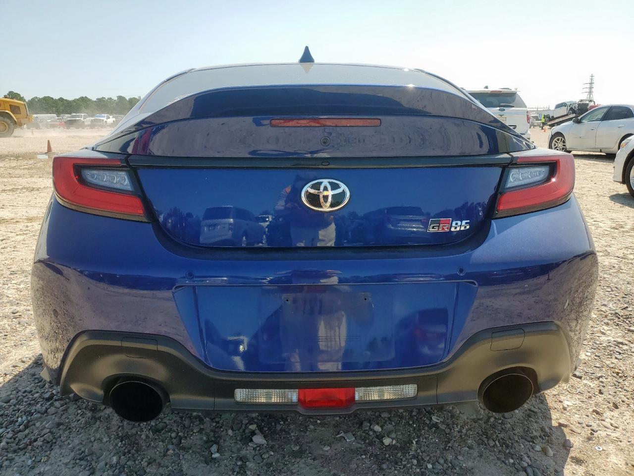 2023 Toyota Gr 86 Premium - Image 6