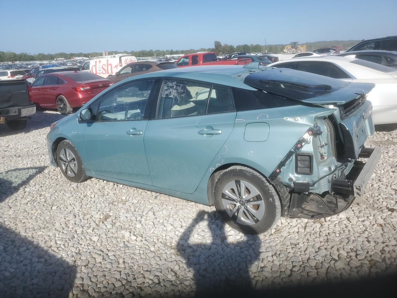 2017 Toyota Prius - Image 2