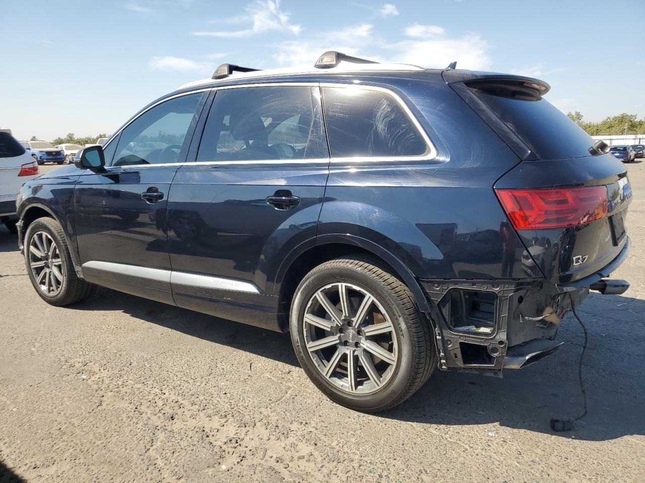 2017 Audi Q7 Premium Plus - Фото 2