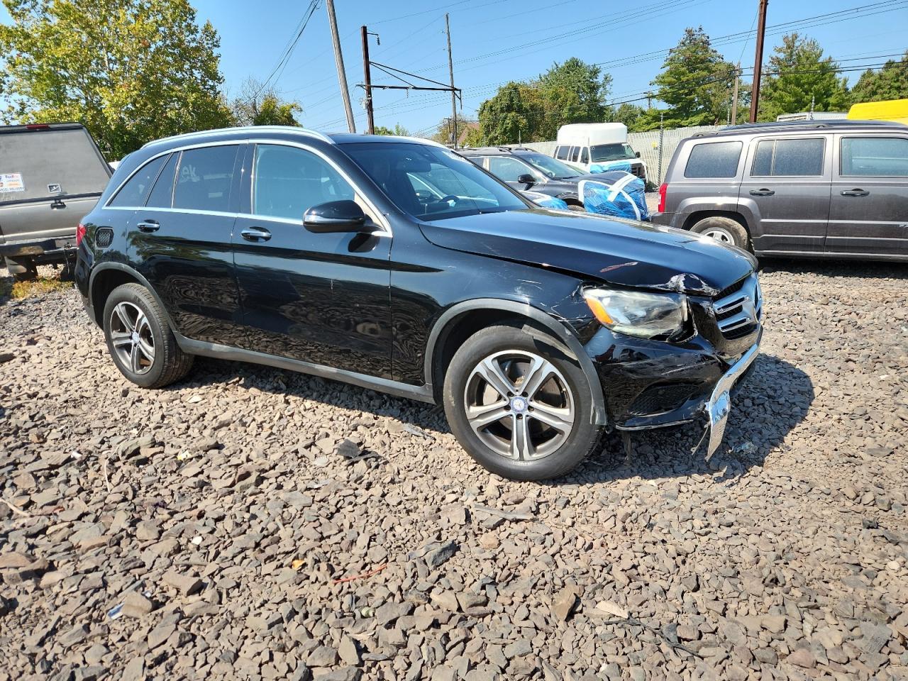 2017 Mercedes-Benz Glc 300 4Matic - Image 4