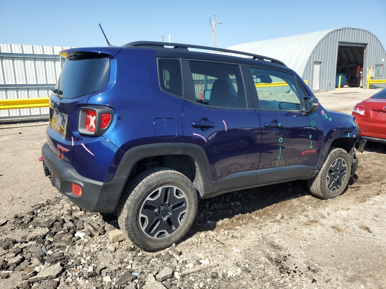 2017 Jeep Renegade Trailhawk - Image 3