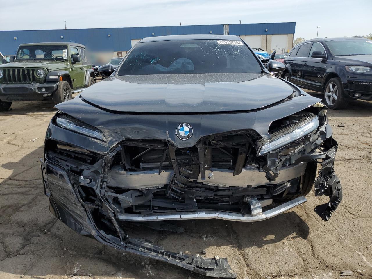 2023 BMW 760 Xi - Image 5