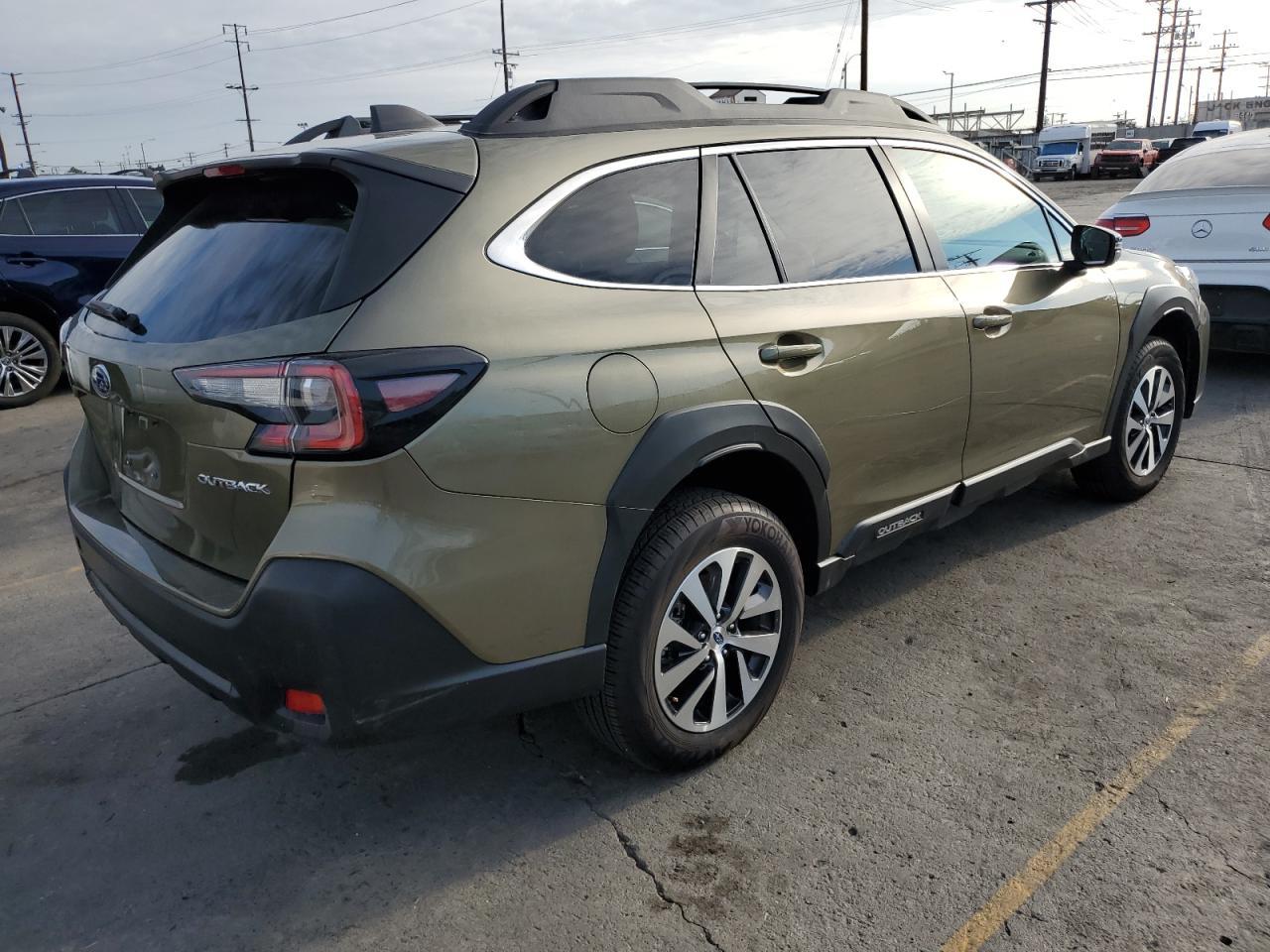 2025 Subaru Outback Premium - Фото 3