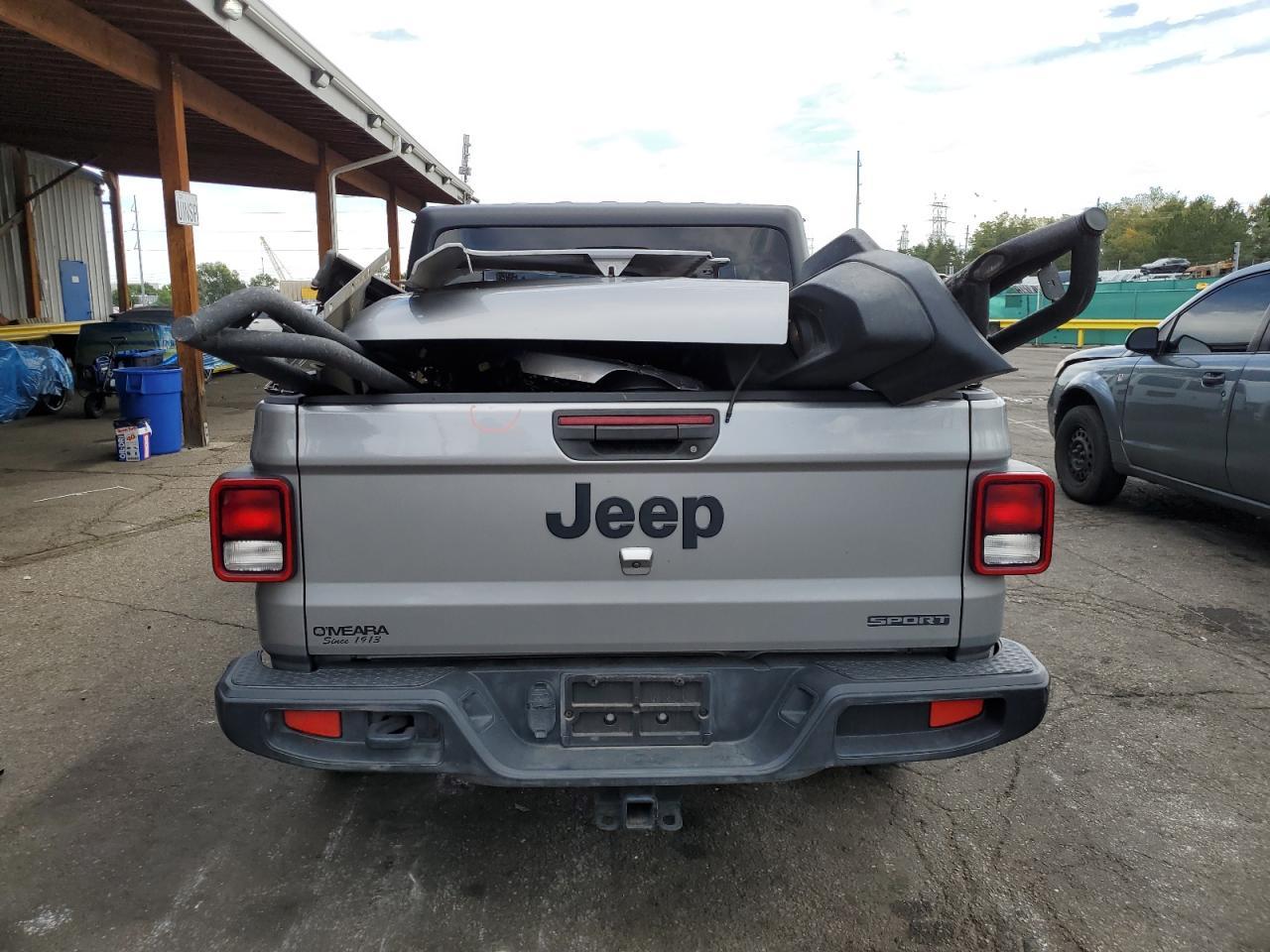 2020 Jeep Gladiator Sport - Image 6