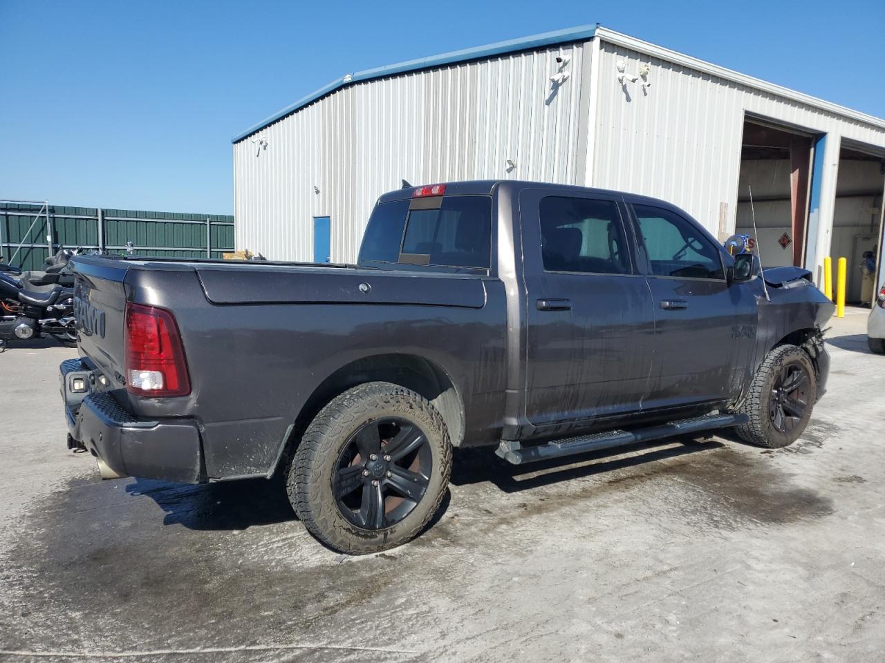 2018 Ram 1500 Sport - Фото 3