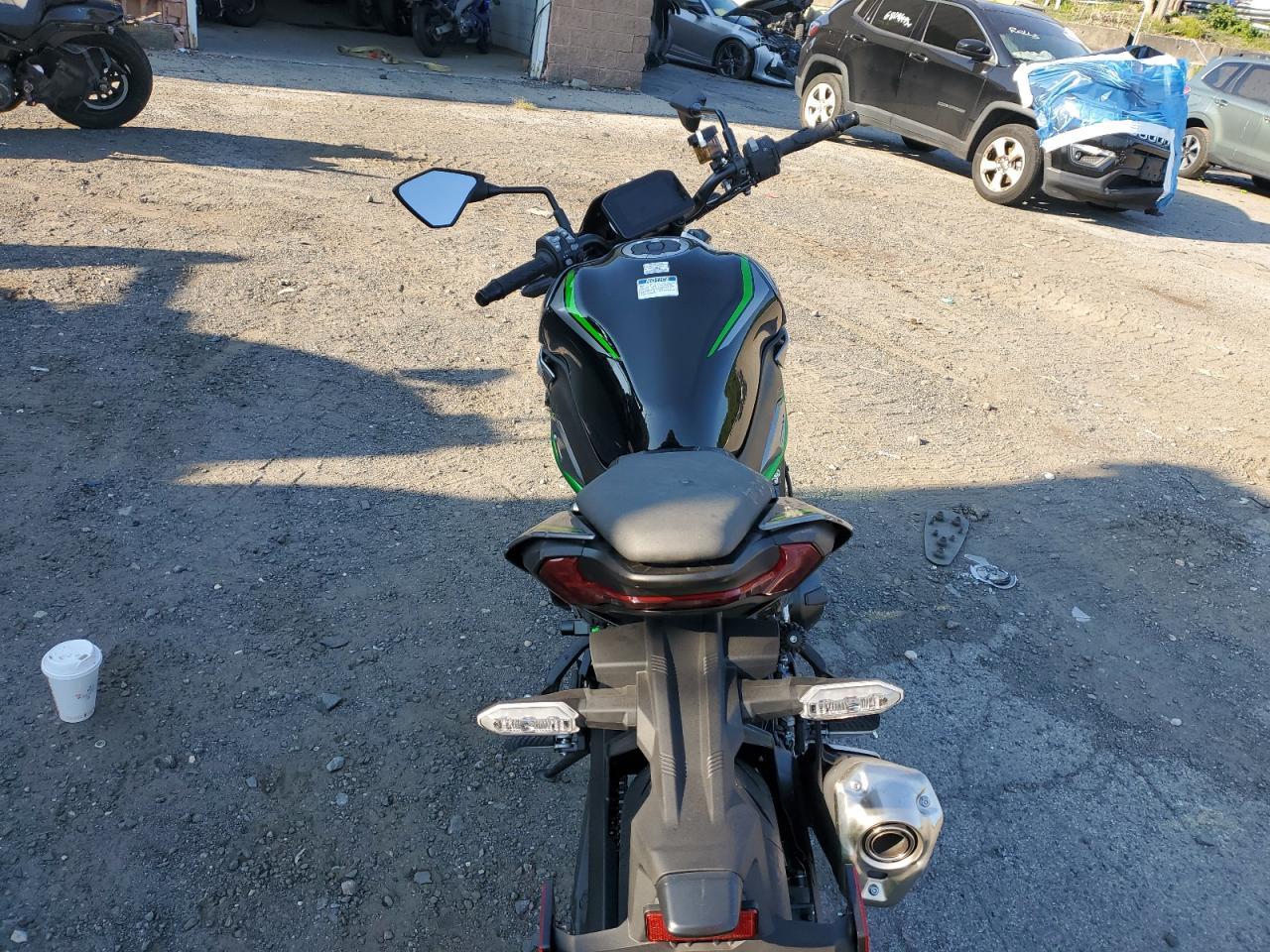 2025 Kawasaki Zr900 T - Фото 4
