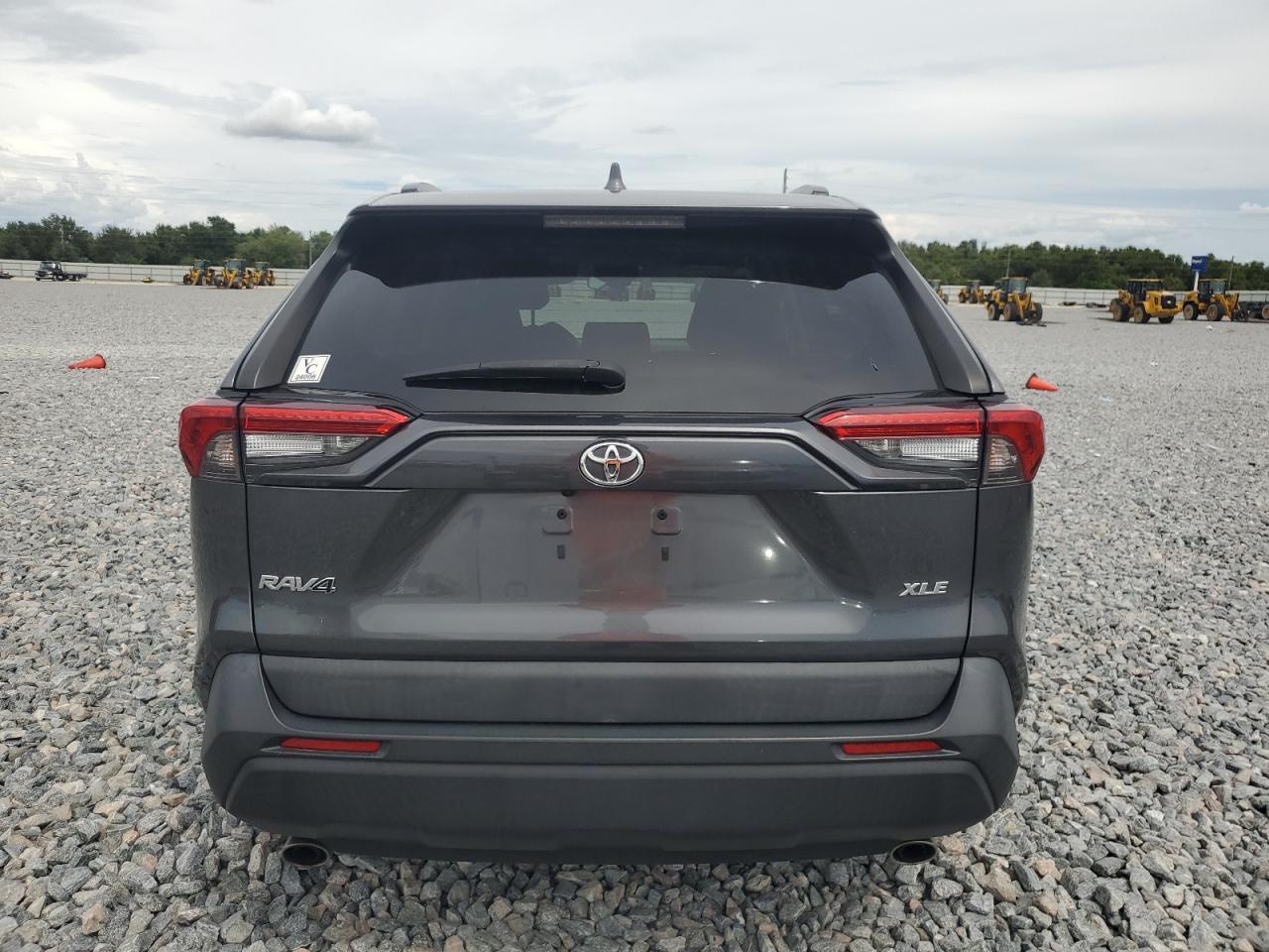 2021 Toyota Rav4 Xle Premium - Фото 6