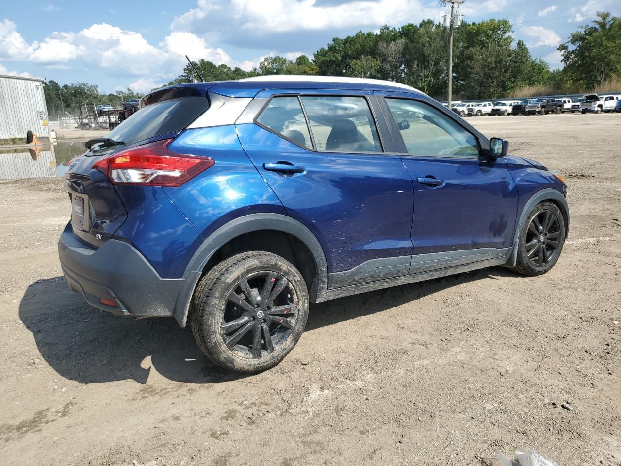 2018 Nissan Kicks S - Фото 3