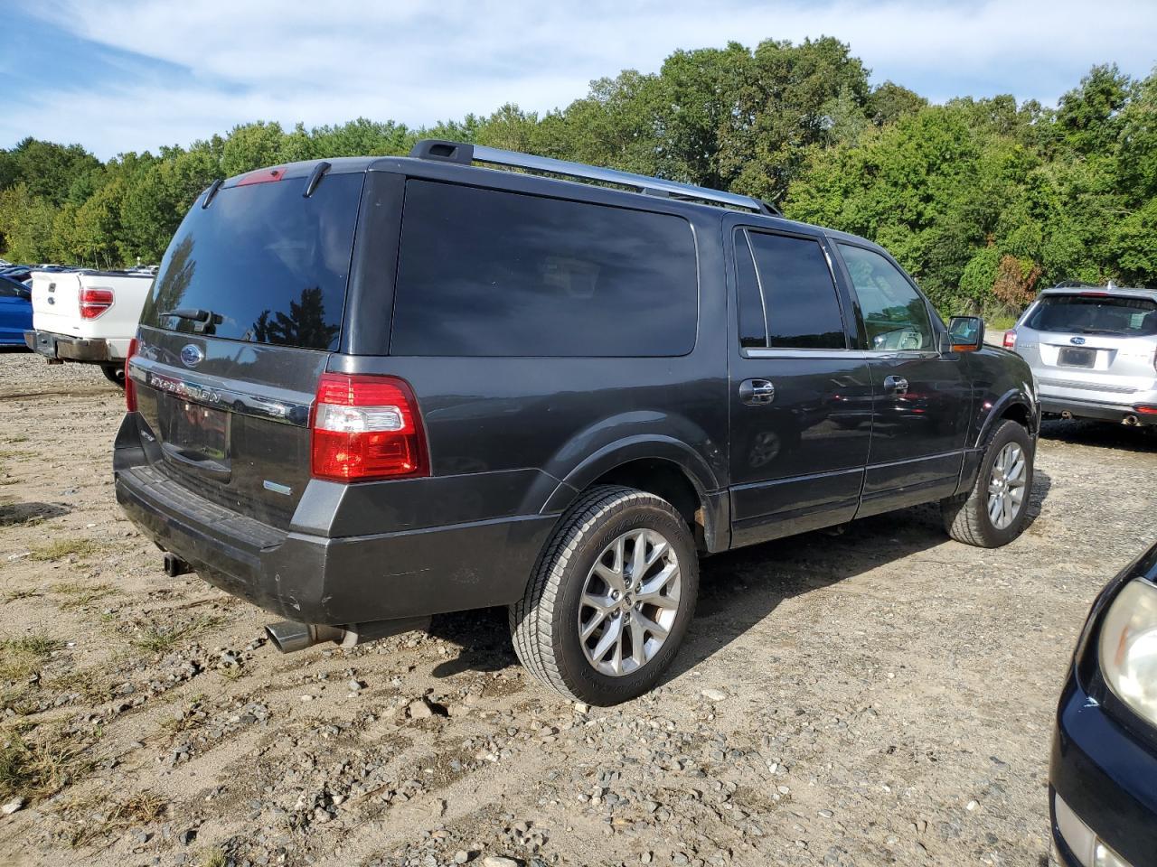 2016 Ford Expedition El Limited - Image 3