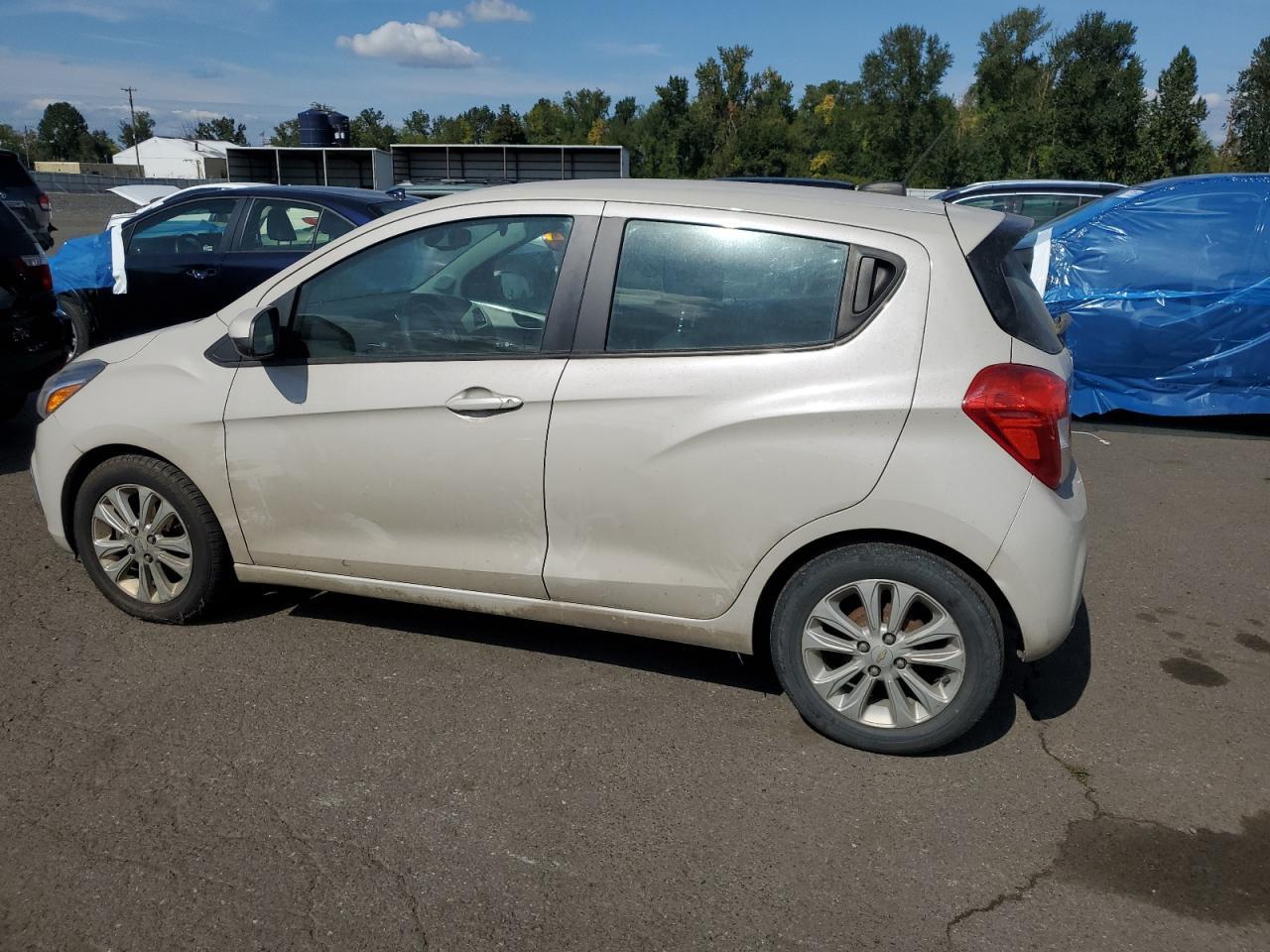 2016 Chevrolet Spark 1Lt - Фото 2