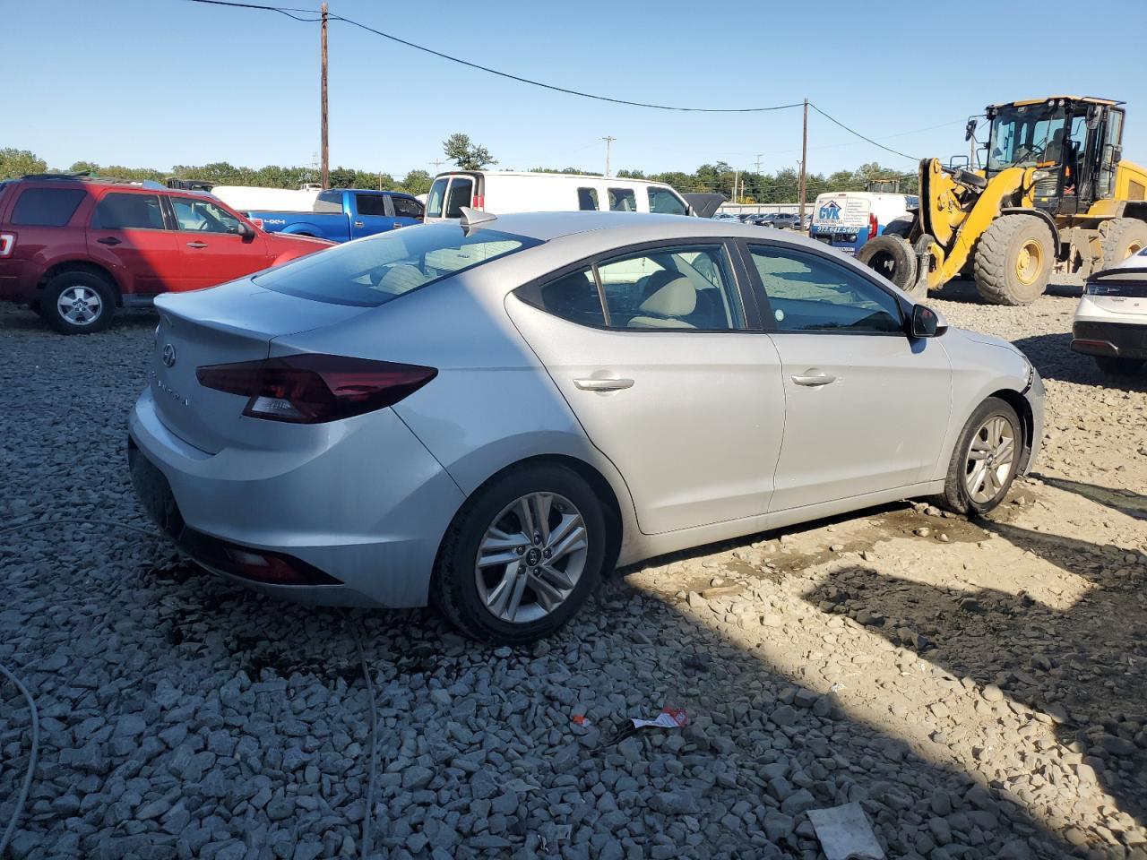 2019 Hyundai Elantra Sel - Фото 3