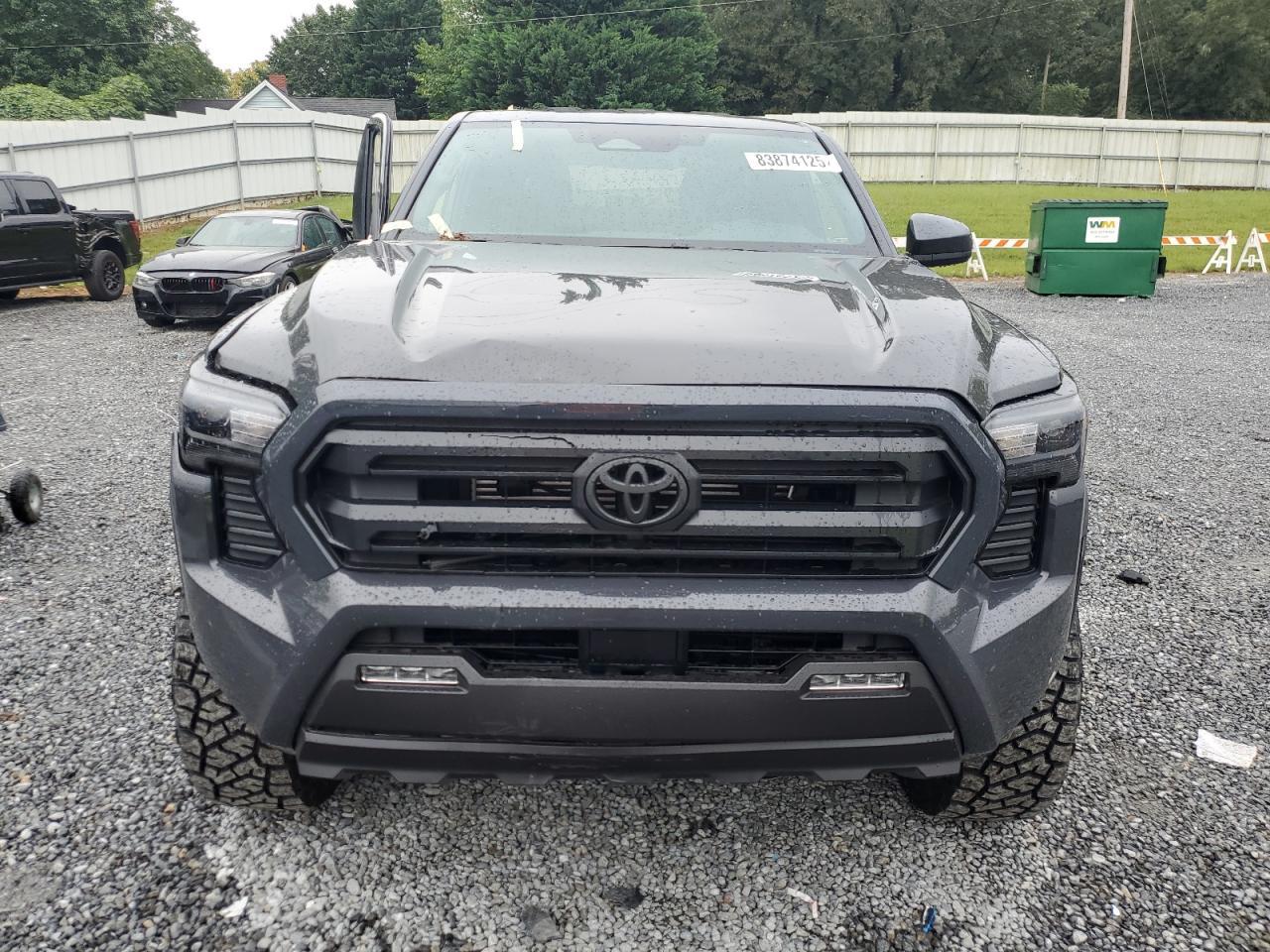 2025 Toyota Tacoma Double Cab - Image 5