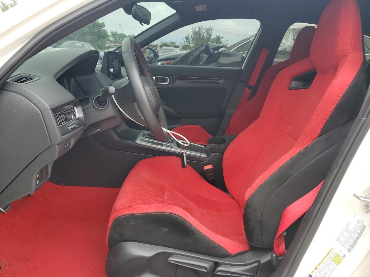 2025 Honda Civic Type - Image 7