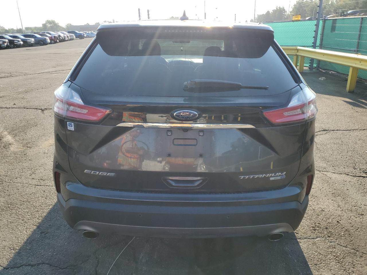 2019 Ford Edge Titanium - Image 6