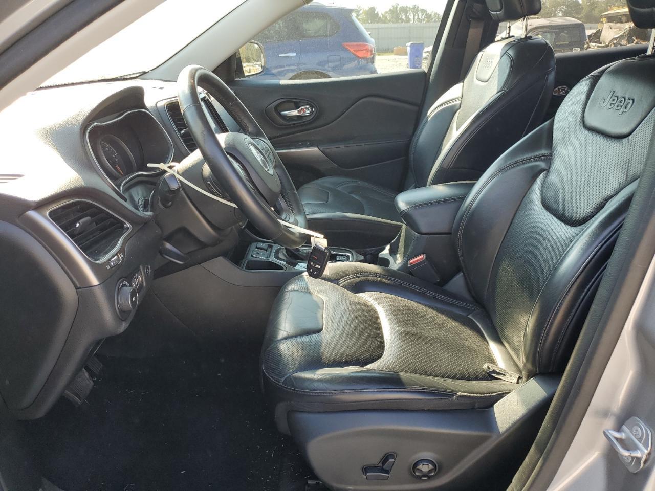 2019 Jeep Cherokee Limited - Image 7