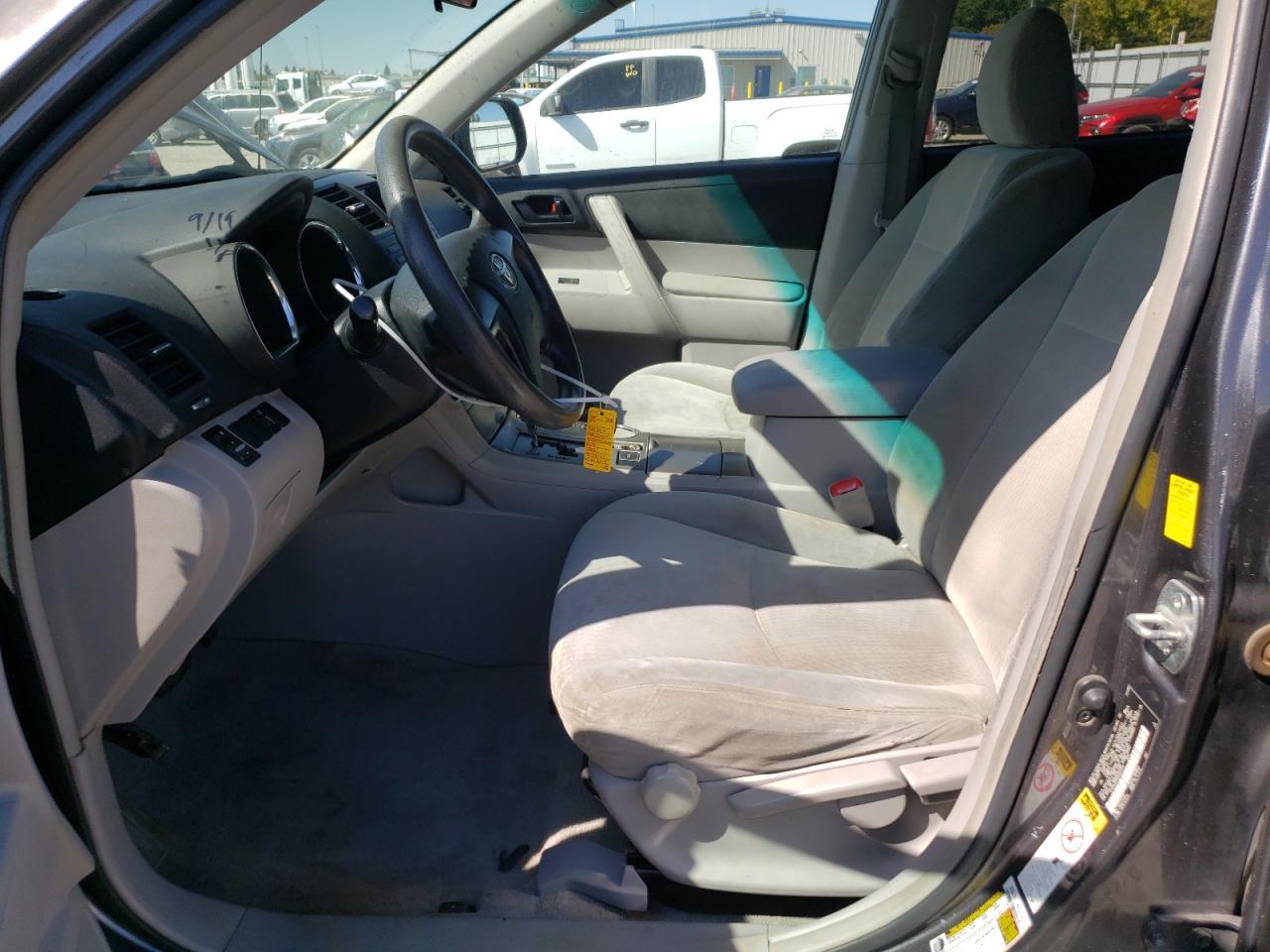 2010 Toyota Highlander - Image 7