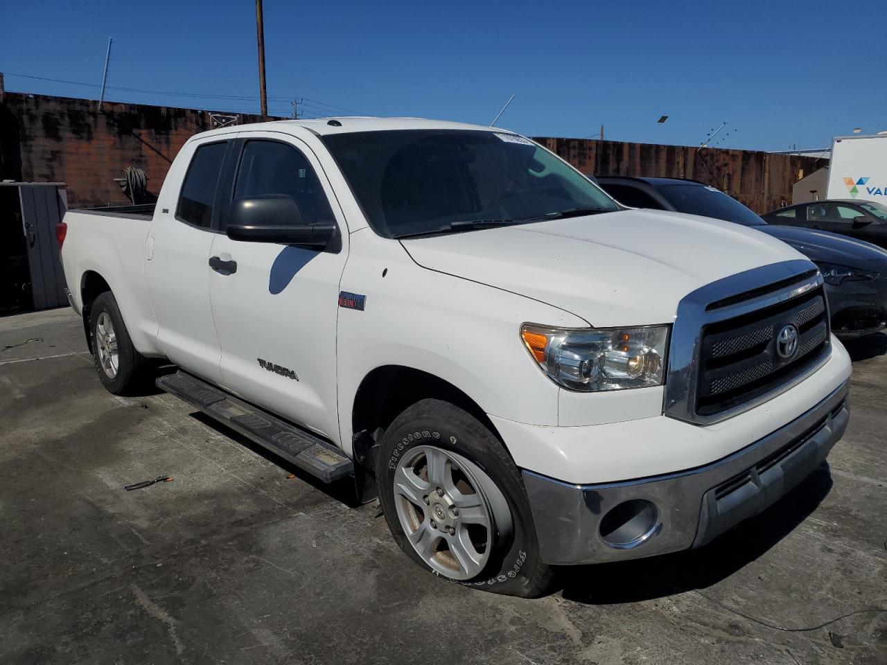 2010 Toyota Tundra Double Cab Sr5 - Image 4