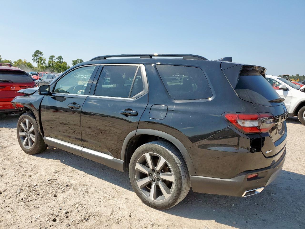 2024 Honda Pilot Touring - Фото 2