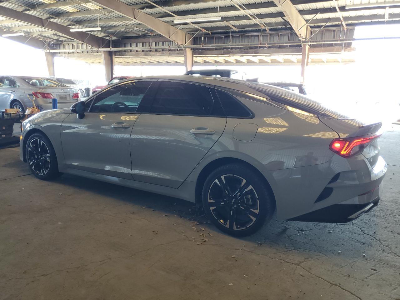 2023 Kia K5 Gt Line - Image 2