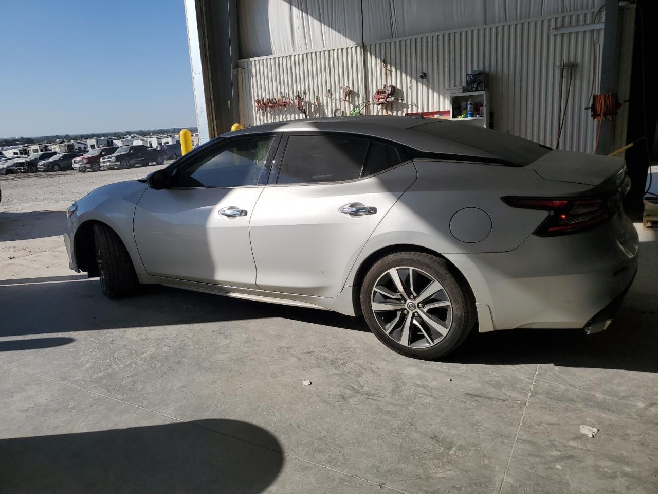 2020 Nissan Maxima S - Image 2