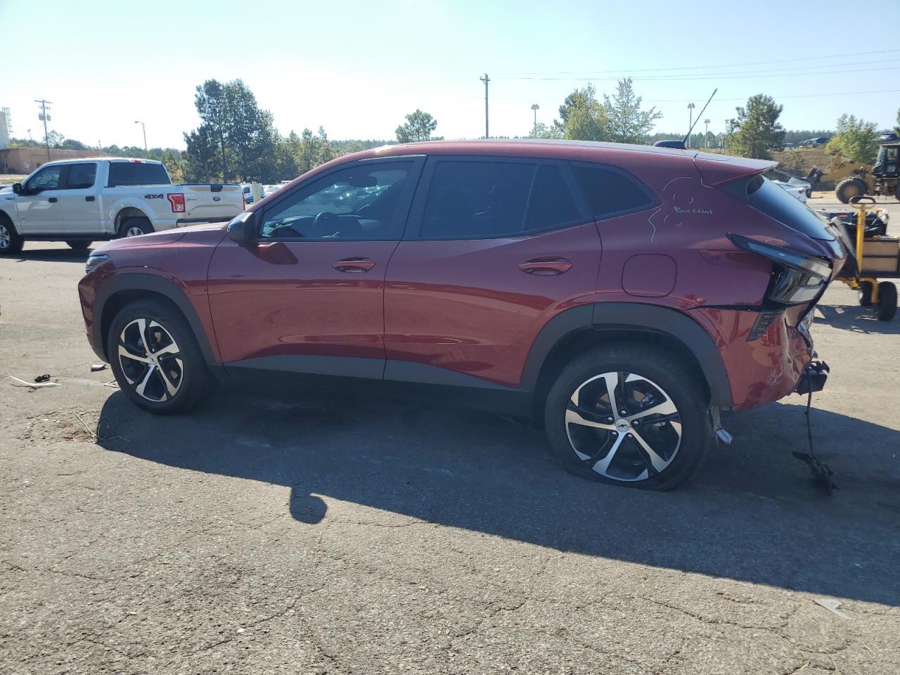 2024 Chevrolet Trax 1Rs - Image 2