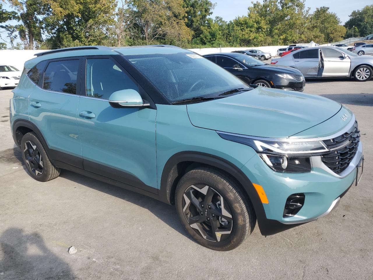 2025 Kia Seltos Ex - Image 4