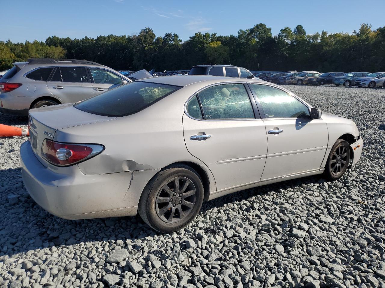 2002 Lexus Es 300 - Image 3