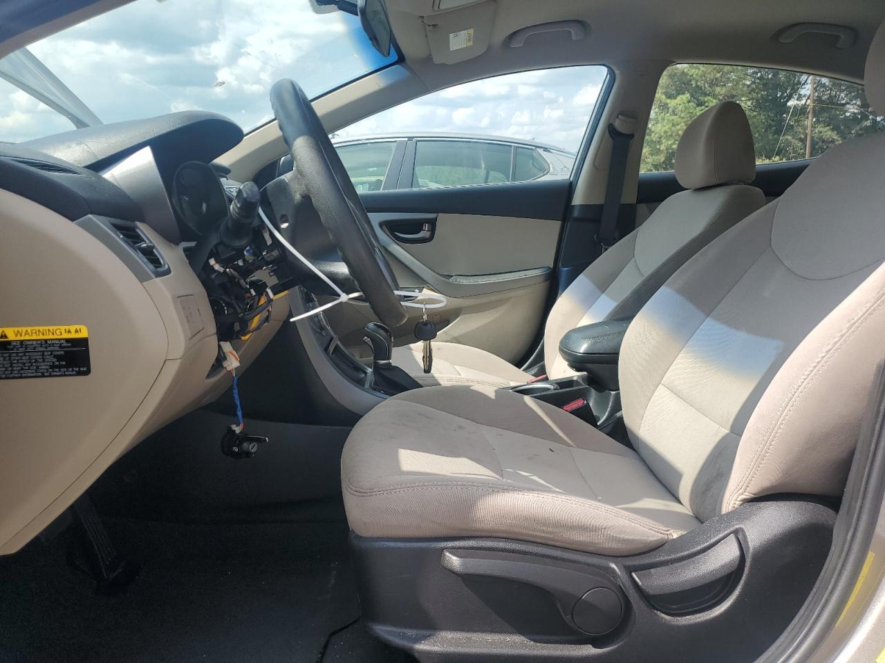 2014 Hyundai Elantra - Фото 7