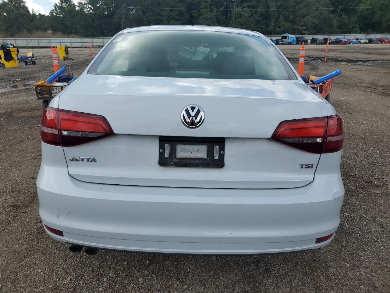 2017 Volkswagen Jetta S - Image 6